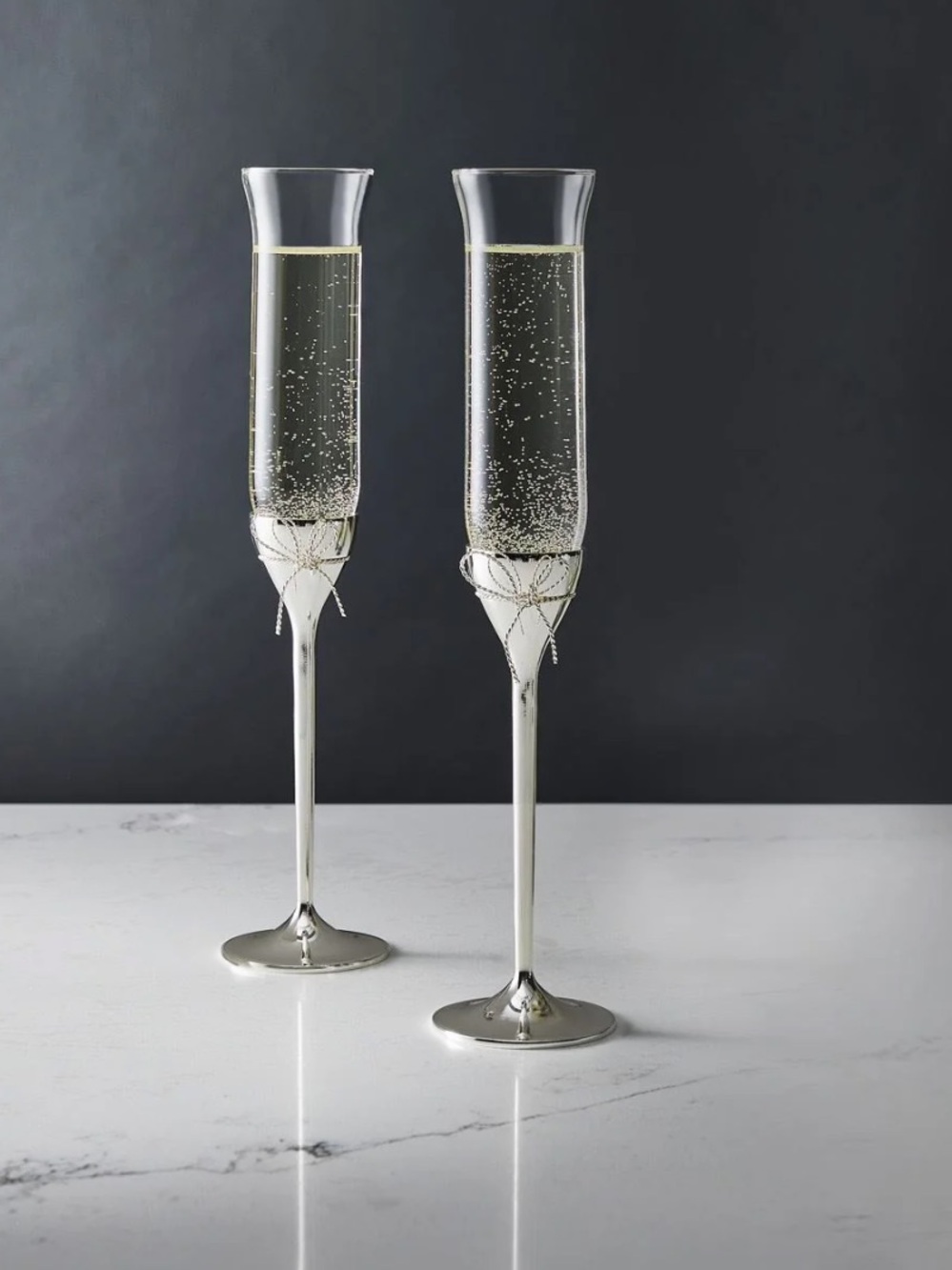 NIB Vera Wang Silver Love Knot Champagne Flutes - Set of 2
